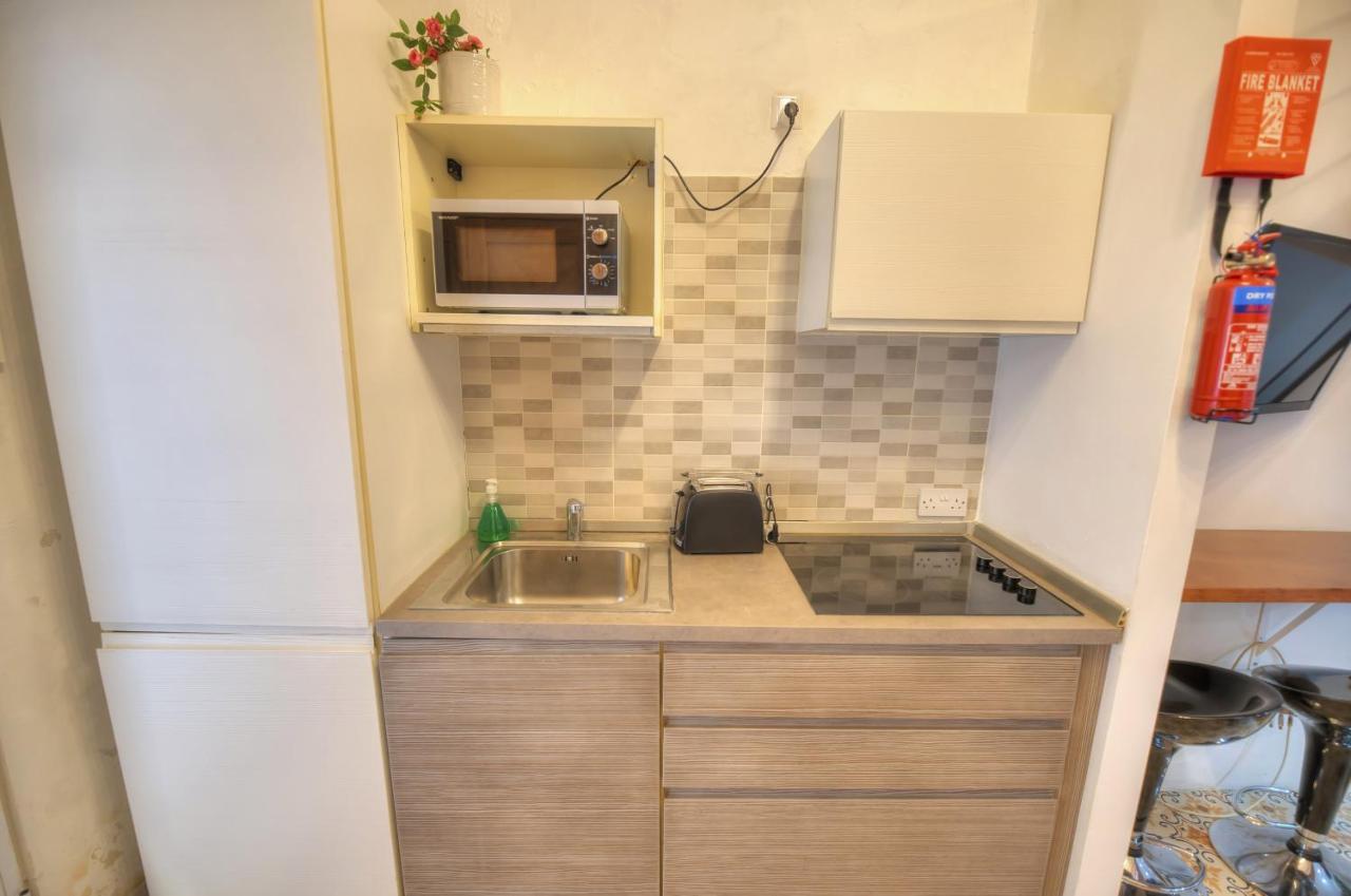 Cozy & Cute Studio In The Heart Of Valletta Goval-2 Appartement Buitenkant foto
